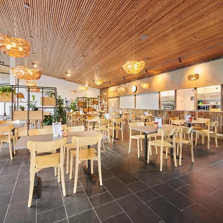 פארק נופש Reka-feriendorf דיסנטיס